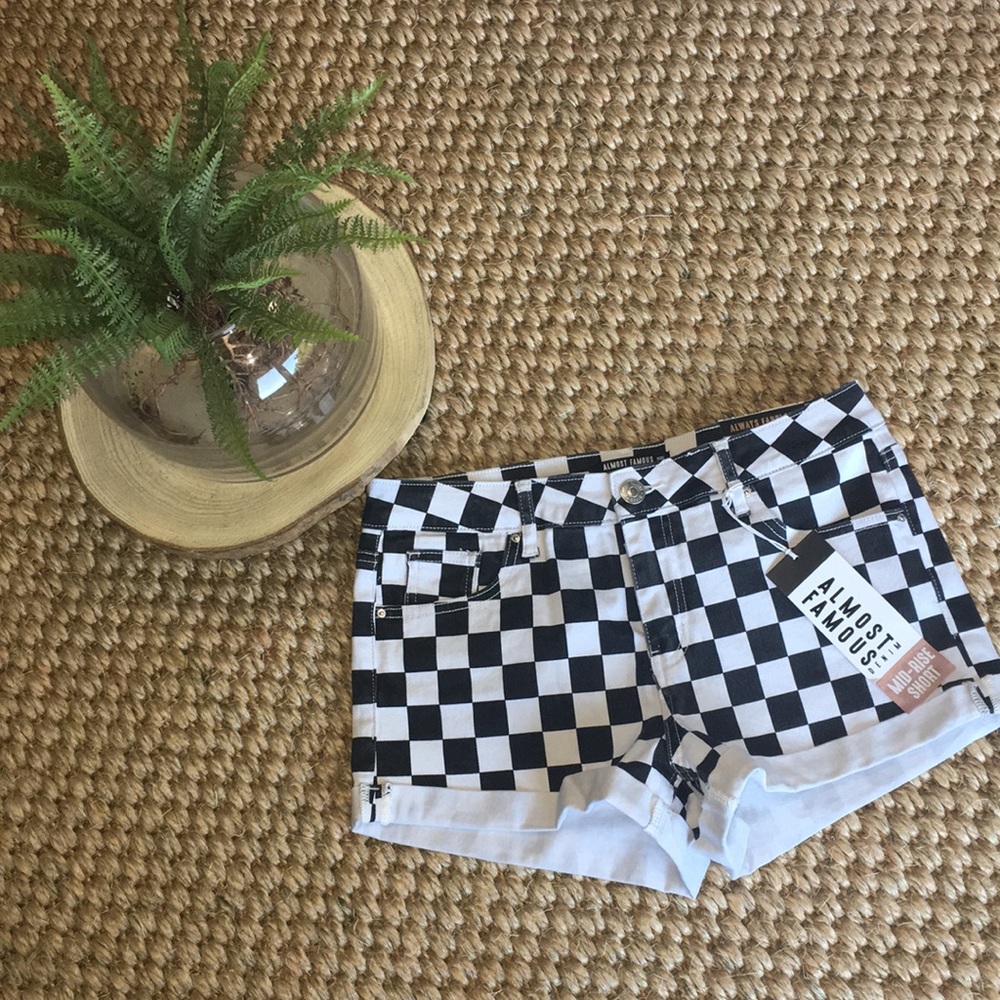 Almost Famous Checkered shorts 9 NWT